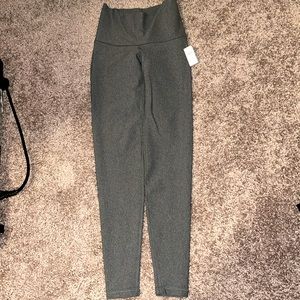New Old Navy, grey active power, soft extra high-rise leggings, size extra small